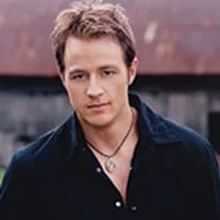 Aaron Lines