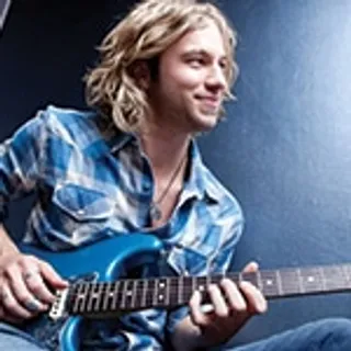 Casey James