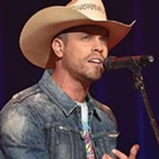 Dustin Lynch