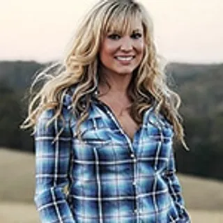 Julie Roberts