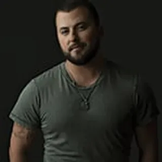 Tyler Farr
